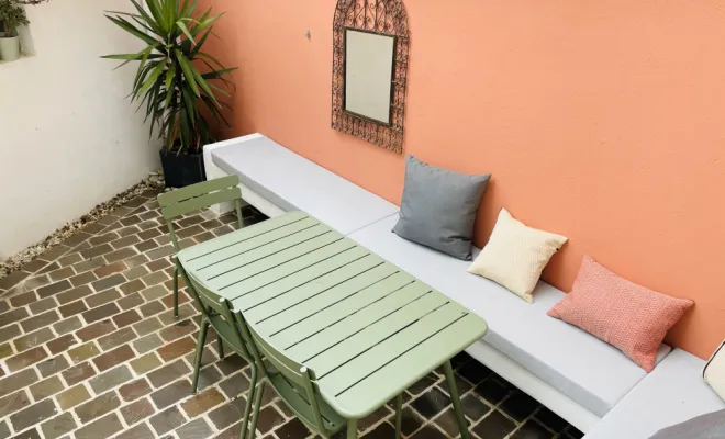 Terrasse en pierre naturelle ou grès cérame, Pleumeleuc, Tendance Naturelle